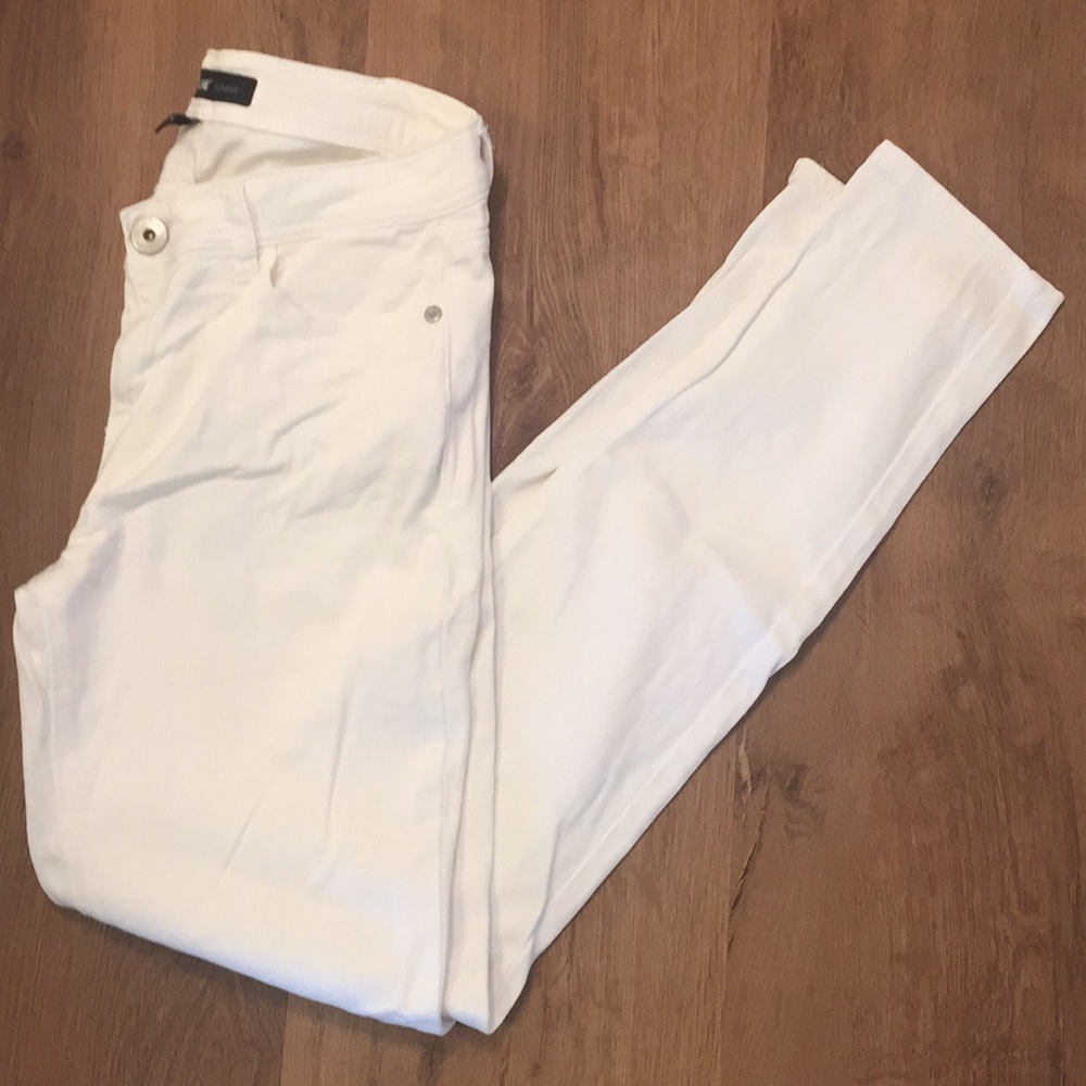 Jordache white woman’s jean